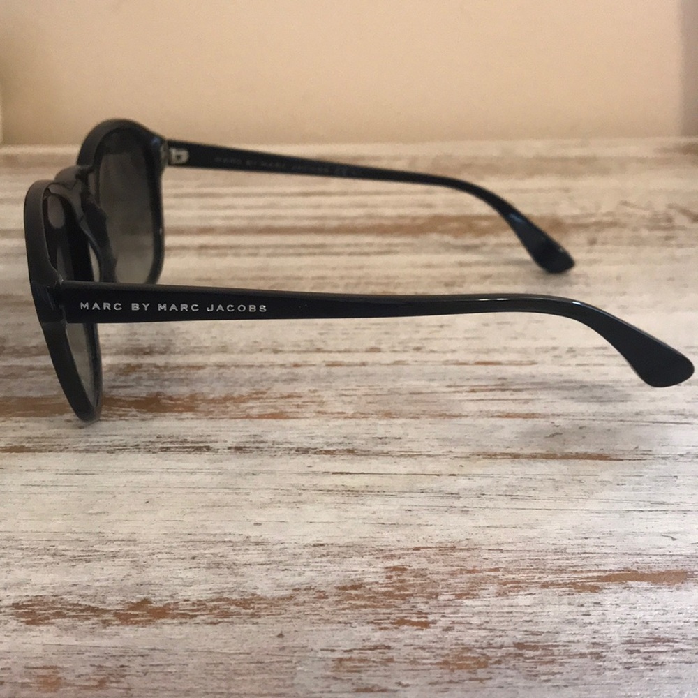 Marc Jacobs sunglasses - Picture 3 of 8